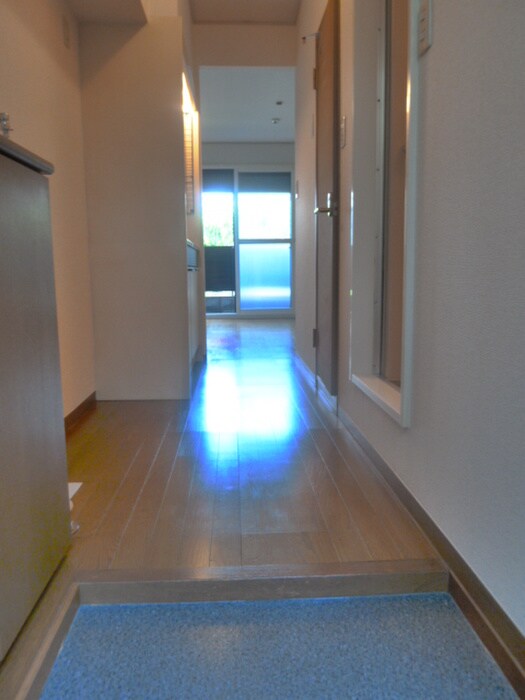 物件内観写真15　(玄関)