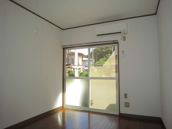 物件内観写真6　(居室)