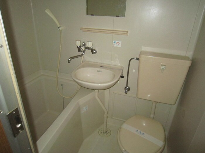 物件内観写真8　(バス／シャワールーム等)