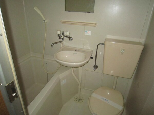 バス／シャワールーム等