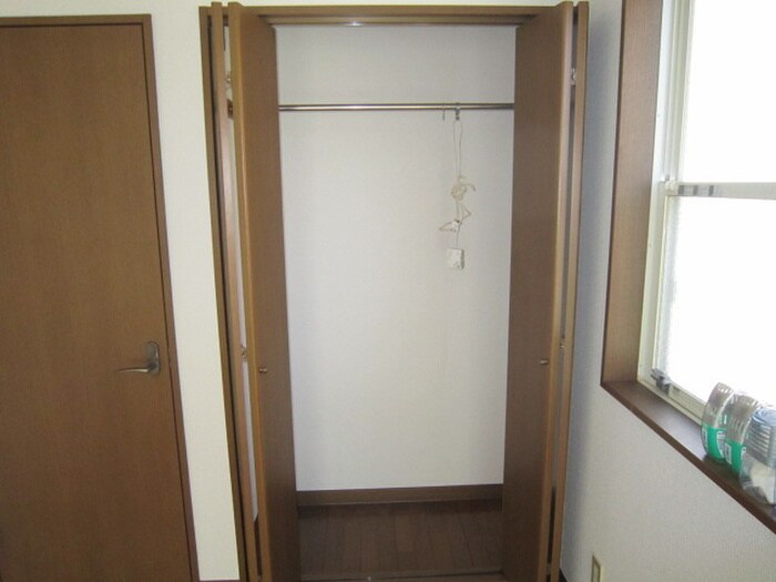 物件内観写真10　(収納)