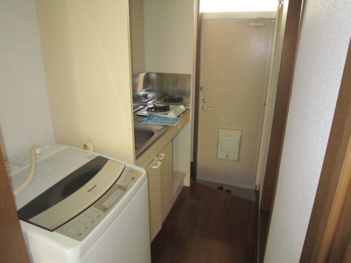 物件内観写真11　(廊下)