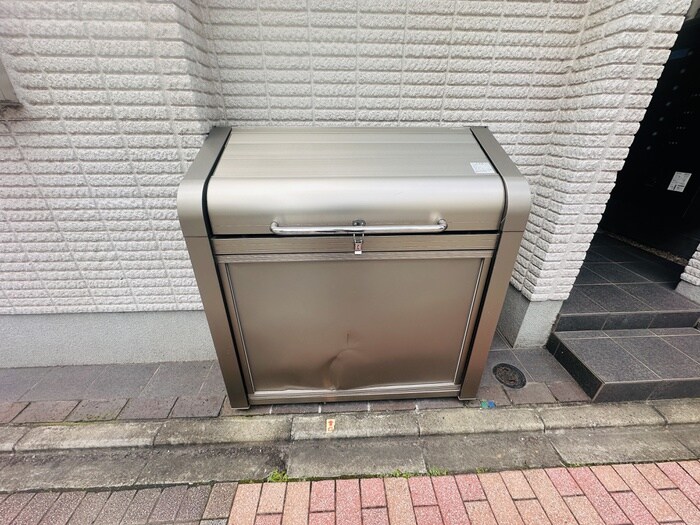 物件外観写真4　(建物設備)