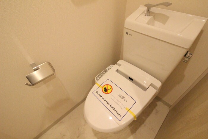 物件内観写真14　(トイレ)