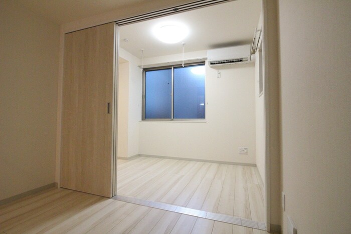 物件内観写真17　(居室)