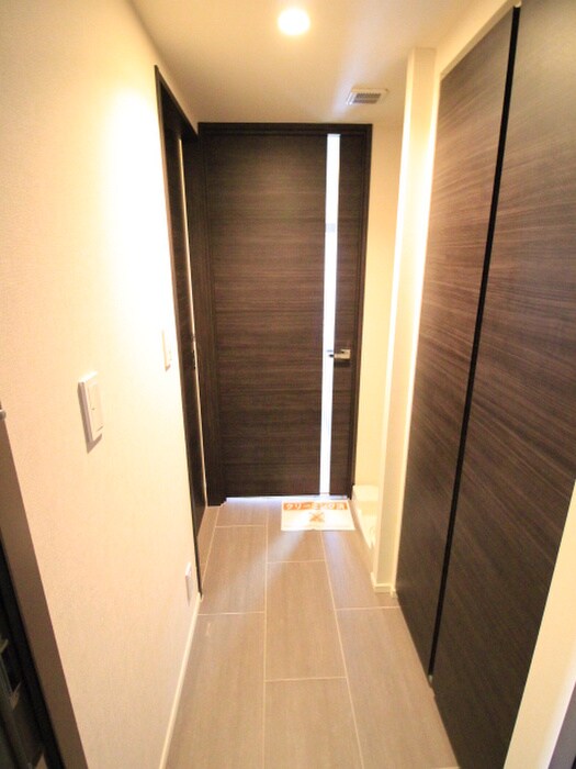 物件内観写真18　(廊下)