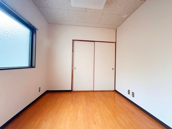 物件内観写真17　(居室)