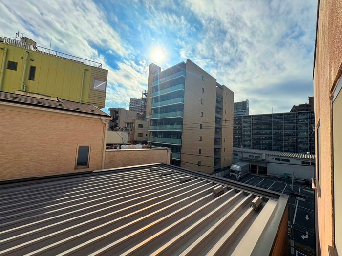 物件内観写真19　(室内からの展望)