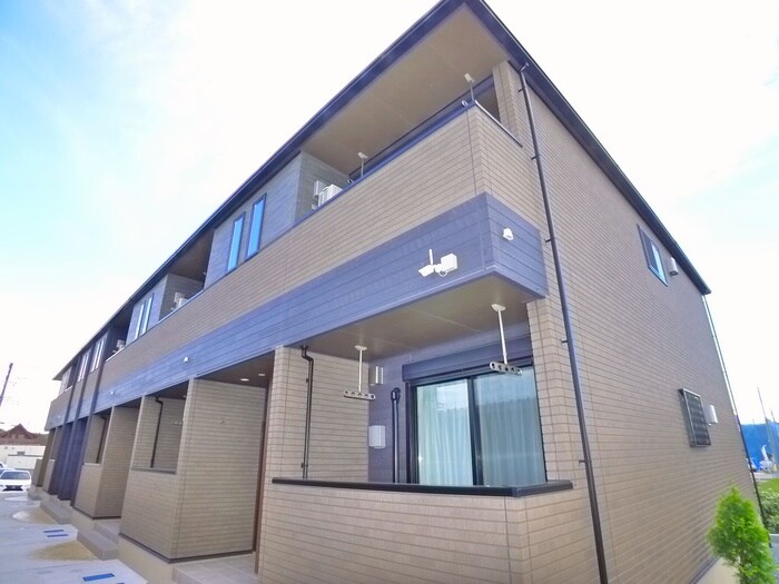 物件外観写真1　(外観写真)