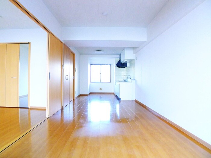 物件内観写真8　(居室)