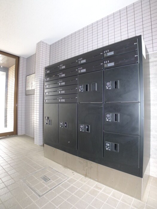 物件外観写真4　(建物設備)