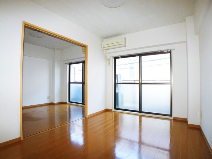 物件内観写真12　(居室)