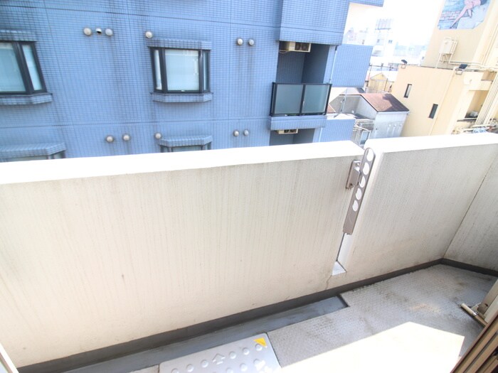 物件内観写真18　(ベランダ・バルコニー)