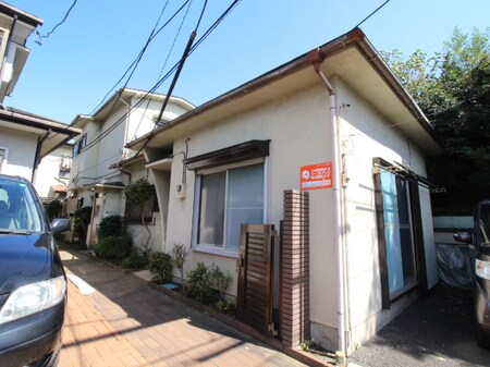 吉田荘３号棟外観写真