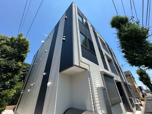 Ａｎｇｅ　ｅａｕ外観写真