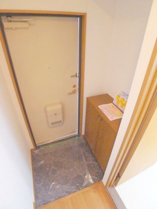 物件内観写真15　(玄関)
