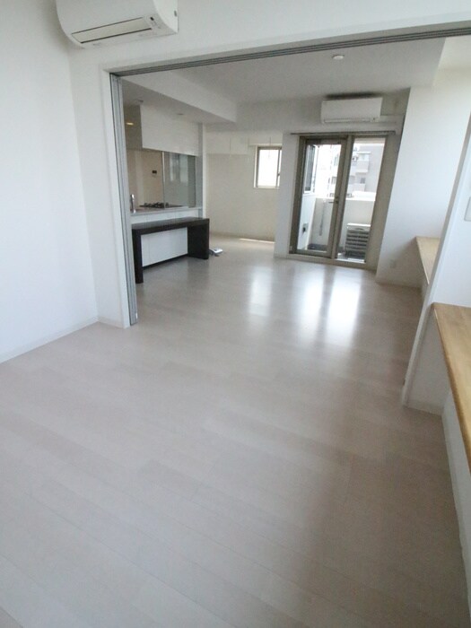 物件内観写真10　(居室)