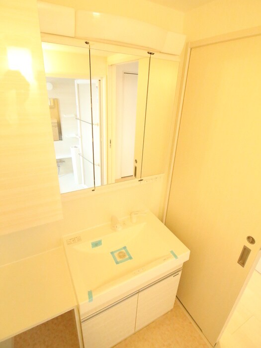 物件内観写真12　(洗面)