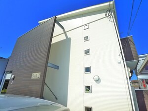 ウィル２外観写真