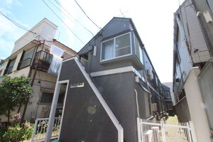 リデアル三鷹外観写真