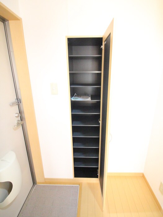 物件内観写真17　(靴箱)