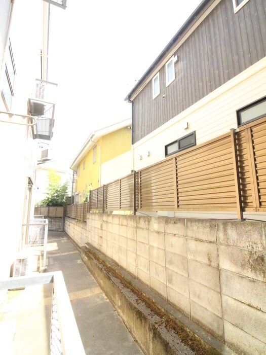 物件内観写真22　(室内からの展望)