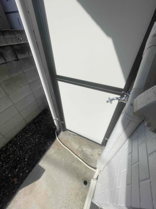 物件内観写真17　(洗濯機置場)