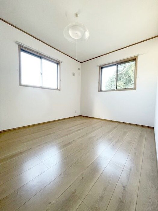 物件内観写真10　(居室)