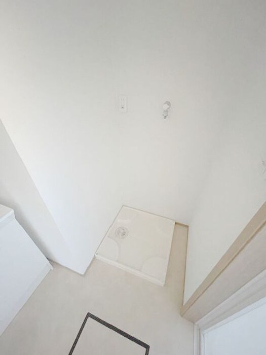 物件内観写真14　(洗濯機置場)