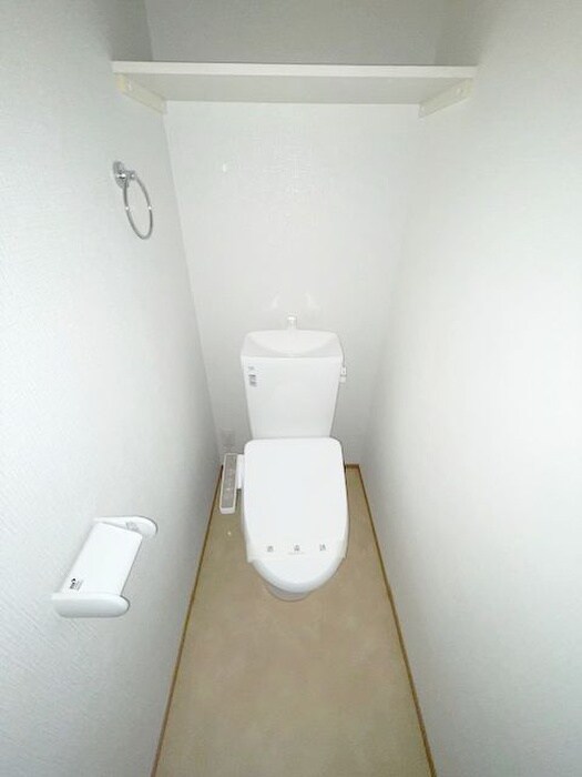 物件内観写真15　(トイレ)