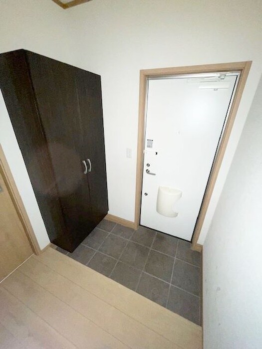 物件内観写真22　(玄関)