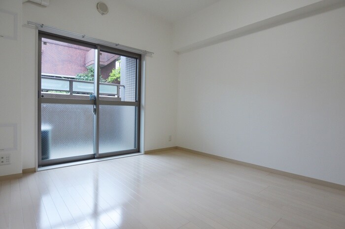 物件内観写真4　(居室)