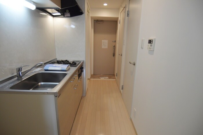 物件内観写真16　(廊下)