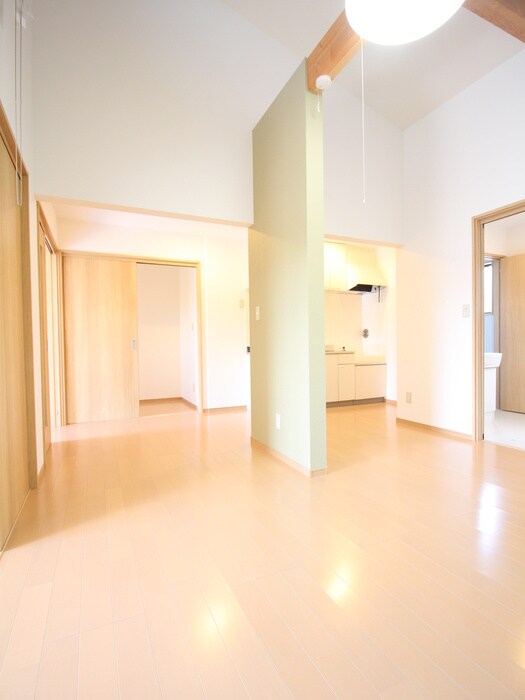 物件内観写真8　(居室)