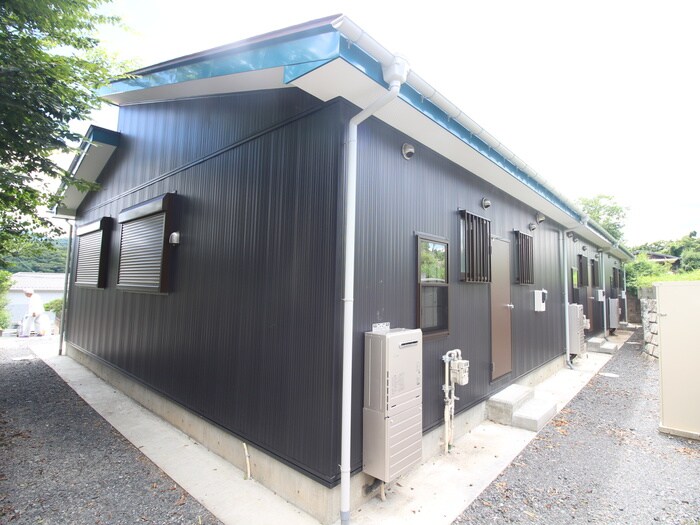 物件外観写真5　(外観写真)