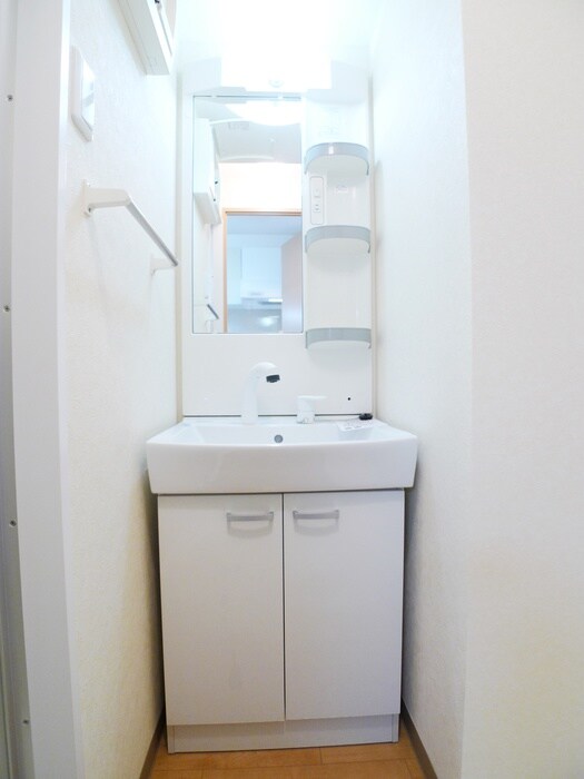 物件内観写真9　(洗面)