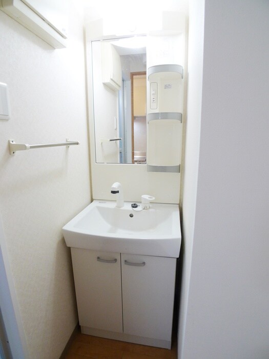 物件内観写真9　(洗面)