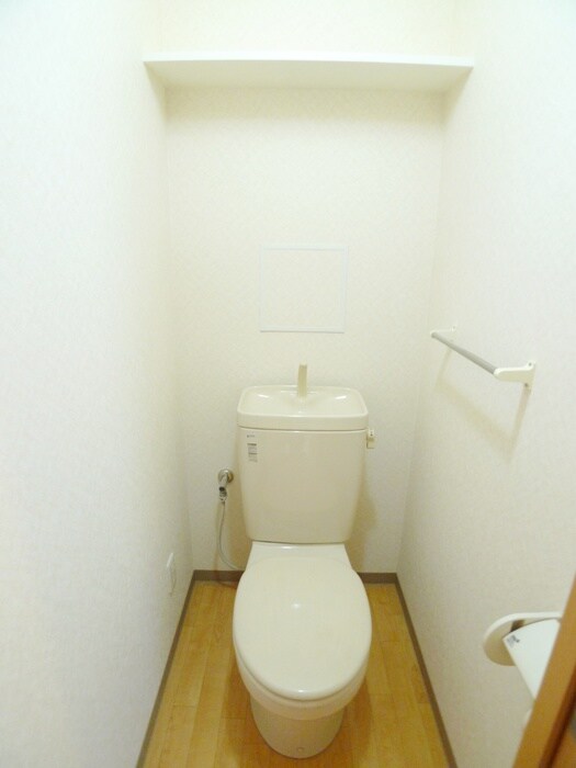 物件内観写真11　(トイレ)