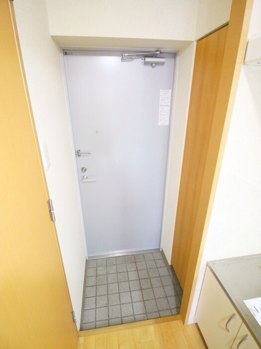 物件内観写真22　(玄関)