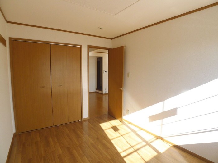 物件内観写真8　(居室)