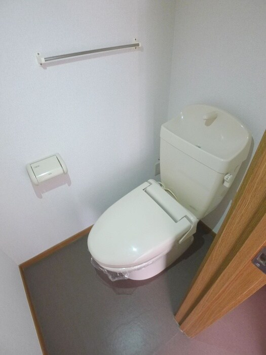 物件内観写真16　(トイレ)