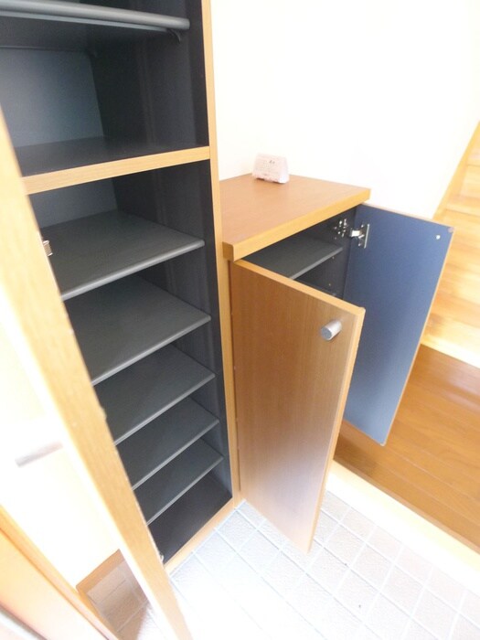 物件内観写真20　(靴箱)