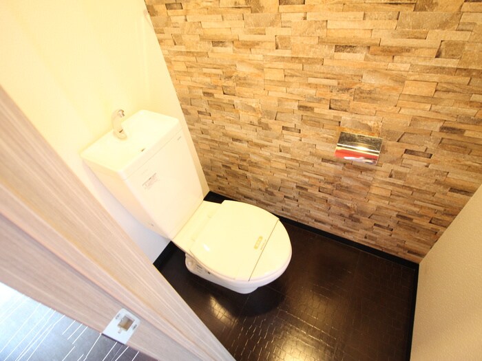 物件内観写真12　(トイレ)