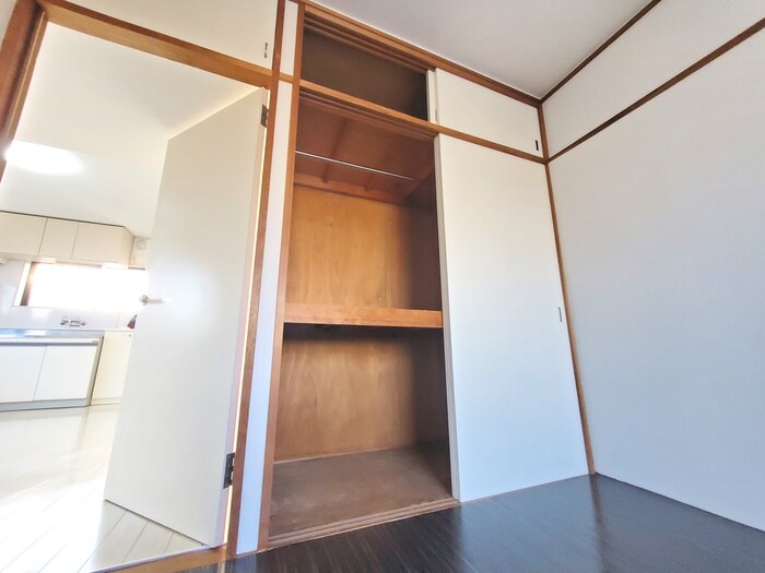 物件内観写真13　(収納)