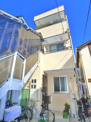 亀山マンション外観写真