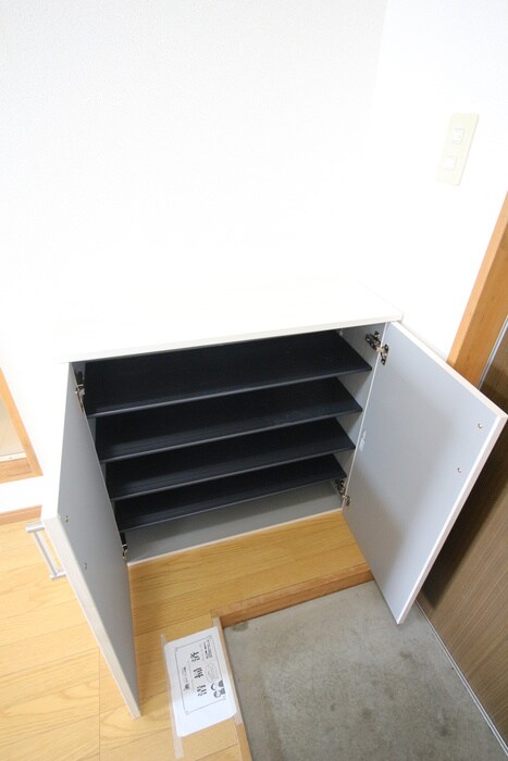 物件内観写真14　(靴箱)