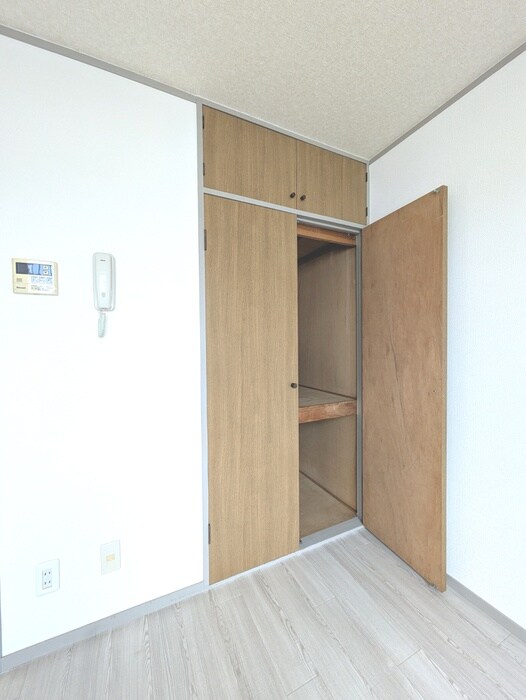 物件内観写真11　(収納)