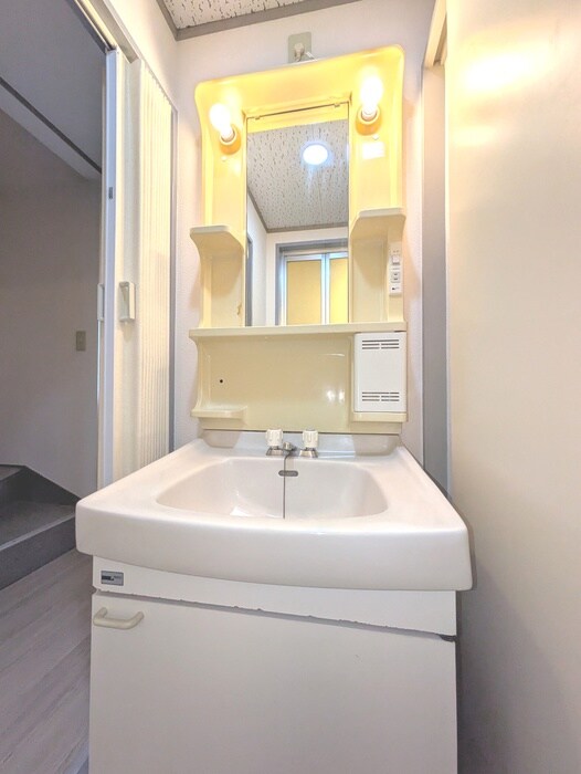 物件内観写真14　(洗面)