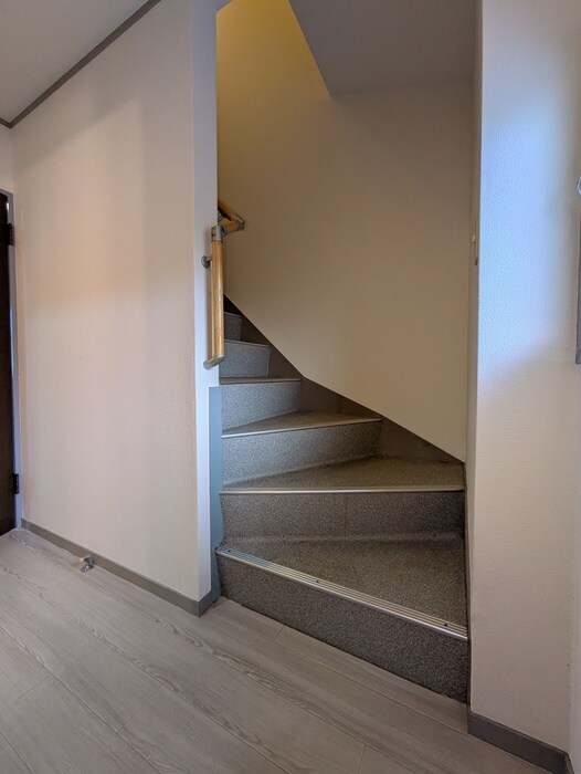 物件内観写真16　(廊下)