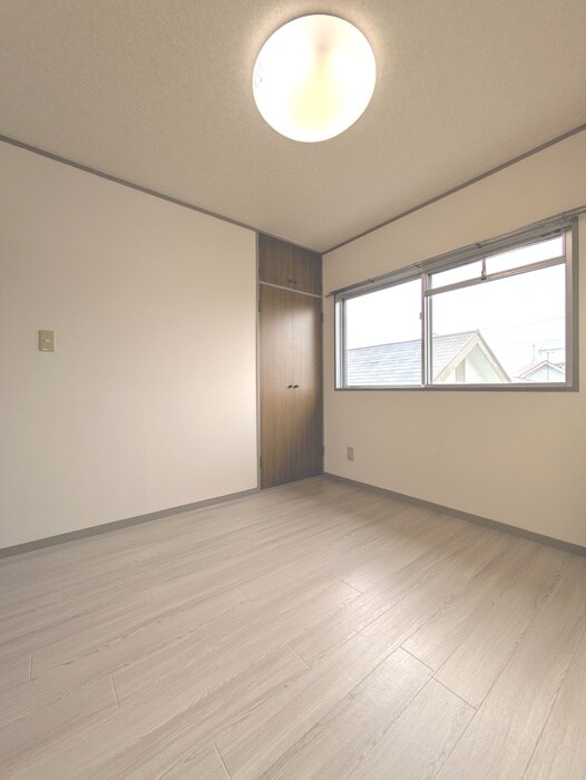 物件内観写真19　(居室)